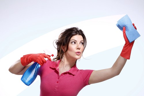 Room-by-room deep cleaning checklist for a tidy home